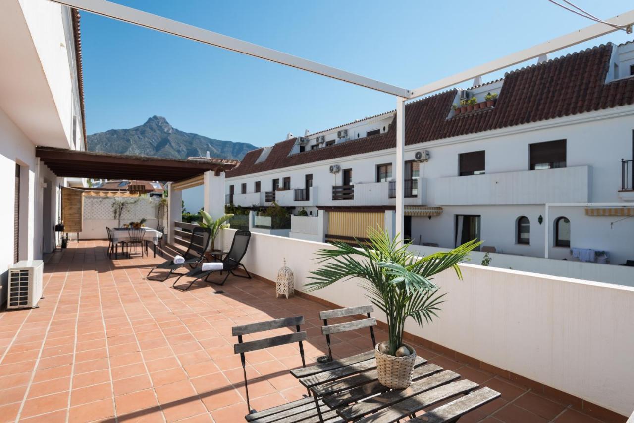 Oasis Lomas Del Club * Marbellac